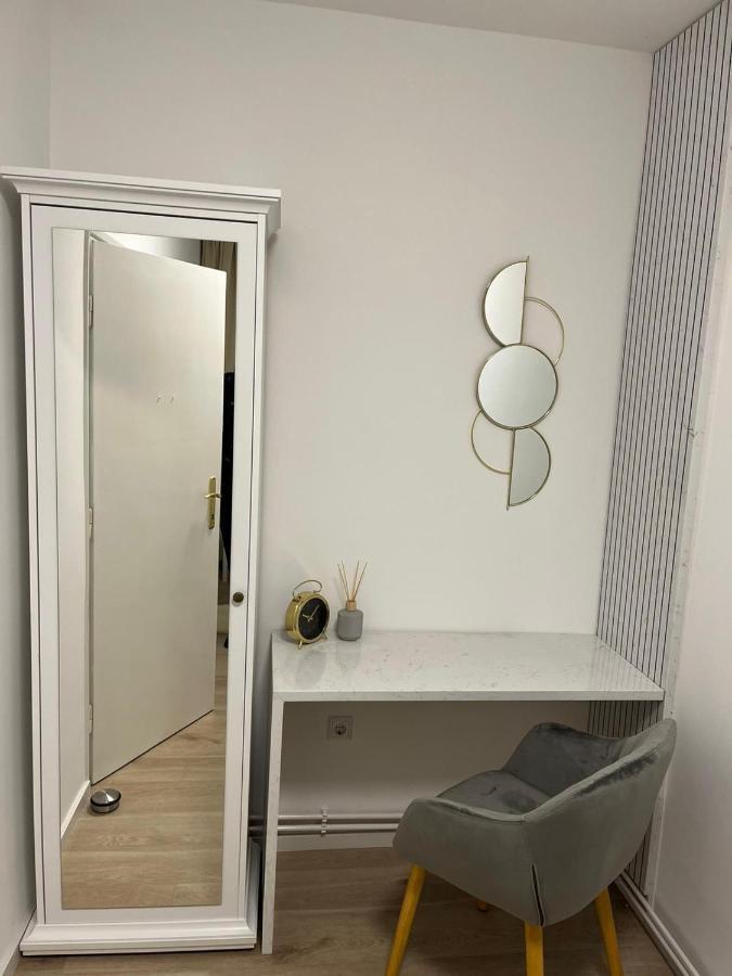 Apartman Gold Maris Leilighet Karlovac Eksteriør bilde