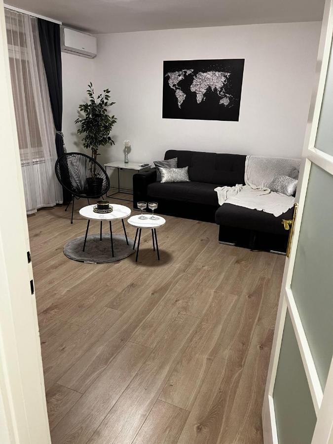 Apartman Gold Maris Leilighet Karlovac Eksteriør bilde